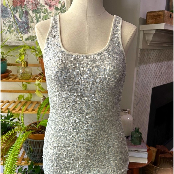 Old Navy Tops - Old navy sequins tank top size XS cream/white and silver all over the front